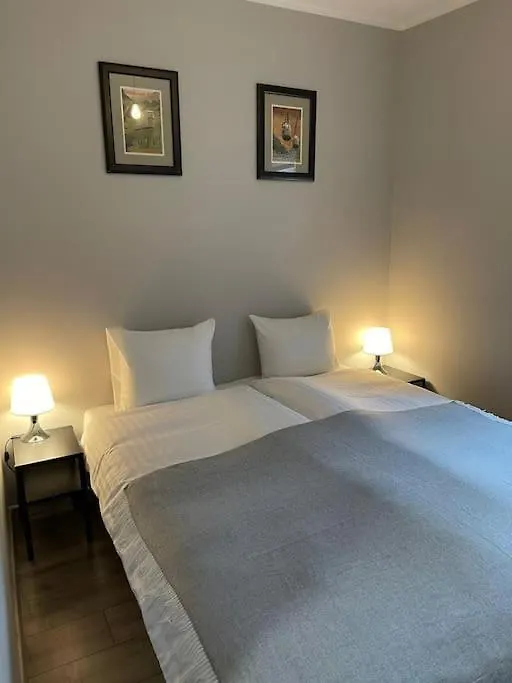 Cyprysowa Fine Apartment 바르샤바